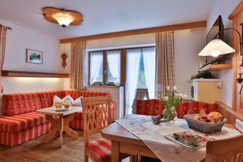 Apartamento G�stehaus Eckau Ferienwohnungen