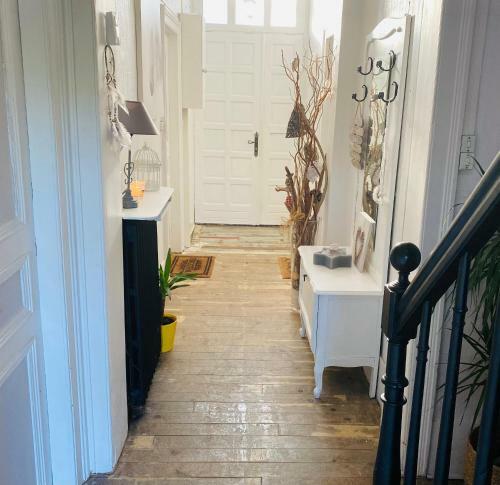 Hostal Charmante Chambre D?h�tes Pour 4 Pers Proche De Bagnoles De L?orne