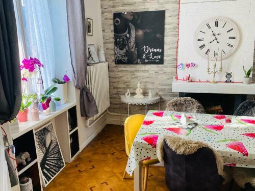 Hostal Charmante Chambre D?h�tes Pour 4 Pers Proche De Bagnoles De L?orne