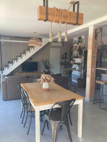Chambre Dans Maison Avec Piscine