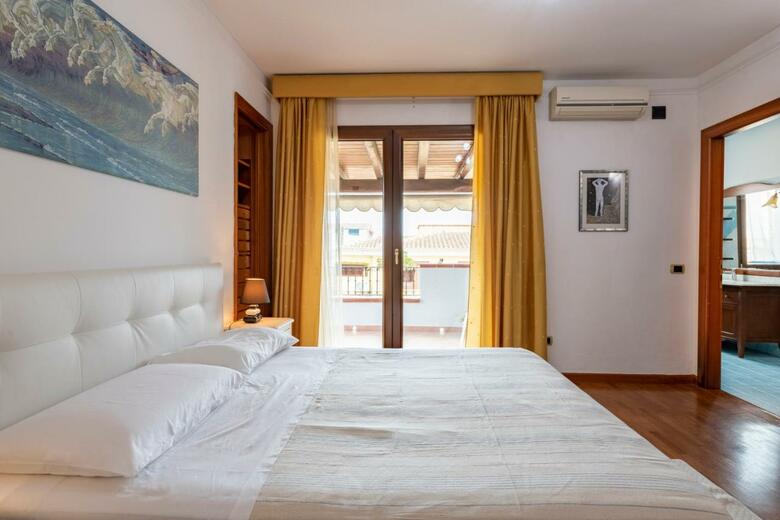 Hostal Arbatax Rent Home Srls
