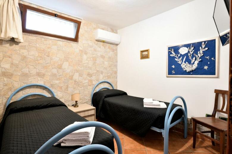 Hostal Arbatax Rent Home Srls