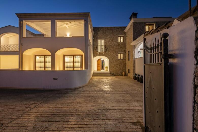 Hostal Arbatax Rent Home Srls