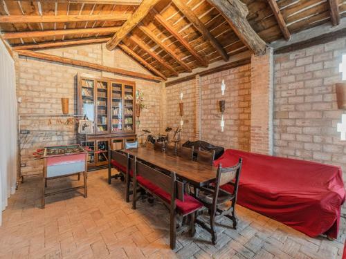 Cheerful Holiday Home In Vergato With Garden