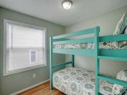 Lakefront Top Floor Beach View 2br Sleeps 6