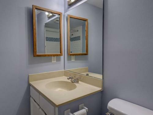 2br Sleeps 6 Lakefront Oceanview Boardwalk Access