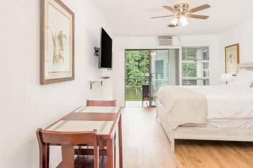 Apartamento Lakehouse Condos