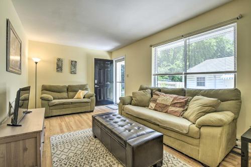 Centrally Located Durham House With Fire Pit!