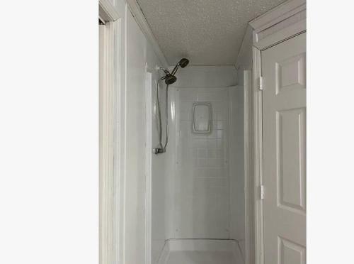 Beautiful Home Fully Remodeled Entire Home