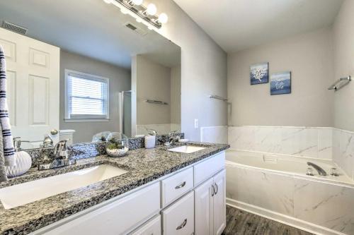 Gorgeous Graham Home With Private Heated Pool
