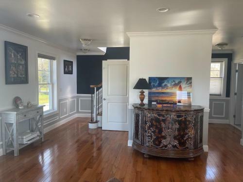 Villa 47 Terrace Ave
