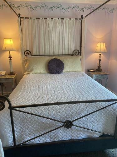 Bed & Breakfast The Cypress Inn