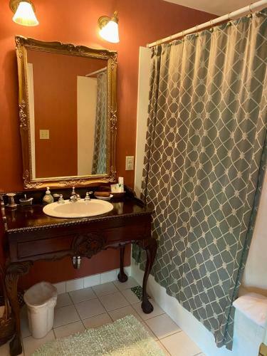 Bed & Breakfast The Cypress Inn