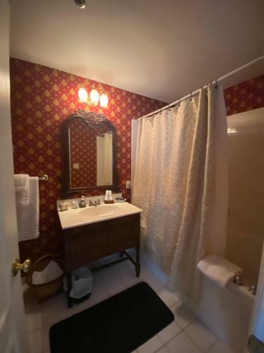 Bed & Breakfast The Cypress Inn