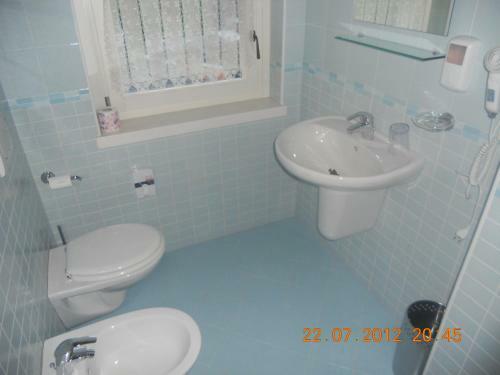 Bed & Breakfast Garni La Genziana