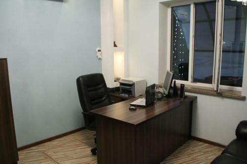 Comfortable Villa Near Tash Rabat Mall