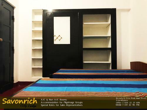 Hostal Savonrich City Lodge