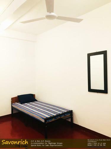 Hostal Savonrich City Lodge
