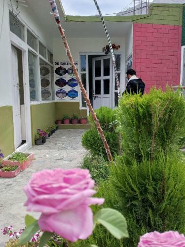 Hostal Buddha Rock Guest House