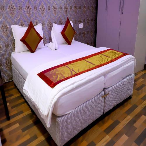 Hotel Signature Inn
