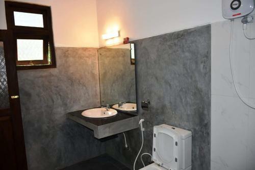 Hostal Silver Villa