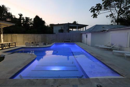 Hotel Viento Beach Lodge