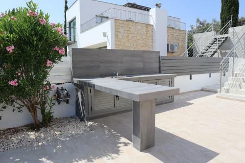 Kalithea Sea View Villas - Neo Chorio