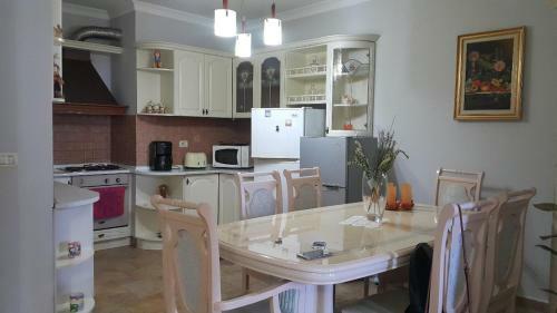 Downtown Apartment
