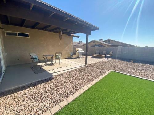 Peaceful, 3br King Home With Bbq, Fire Pit & Huge Tv