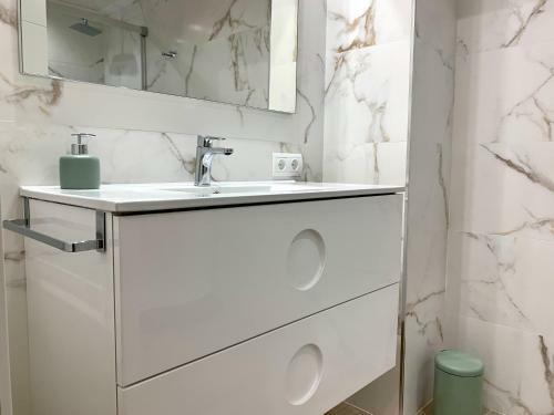 Apartamento Coliseo Albir Beach