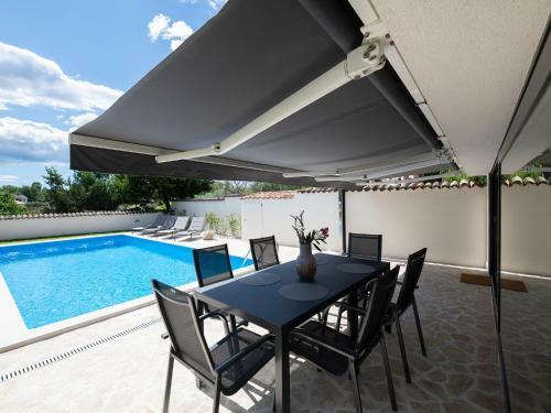 Villa Lampadina With Private Pool