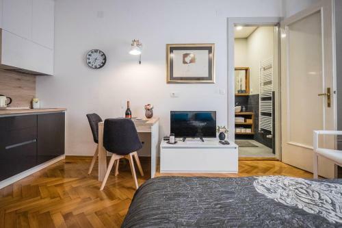 Apartamentos Caelestis Luxury Studio