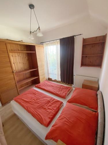 Mandarin Apartman