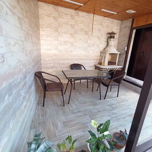 Hostal Vila