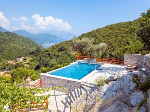 Villa Vala Home 212 - Stone House With Pool And Sea View