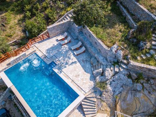 Villa Vala Home 212 - Stone House With Pool And Sea View