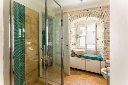 Villa Luxury 5 Bedroom House On Waterfront