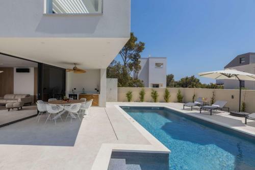 Beautiful Villa Meta