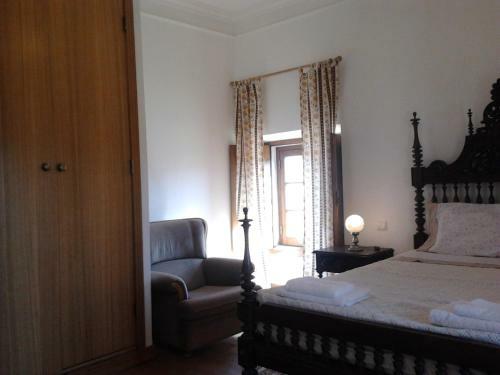 Historical 3 - Bedroom Villa In Alcobaca