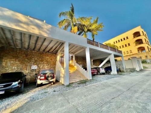 Apartamento Views 2b @sunset Estates, West End