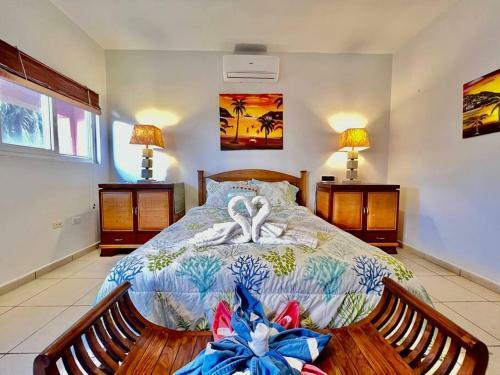 Apartamento Views 2b @sunset Estates, West End
