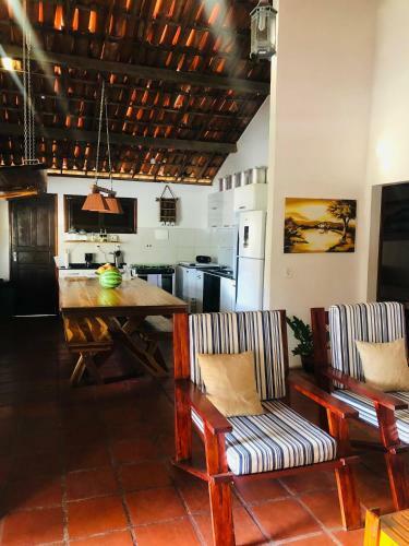 Villa Casa Bavaria Em Praia Do Morro Branco Na Marina