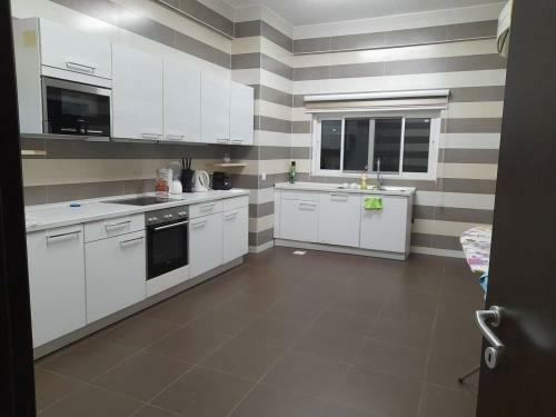 Apartamento 3 Bedroom Fully Furnished Available For Rent