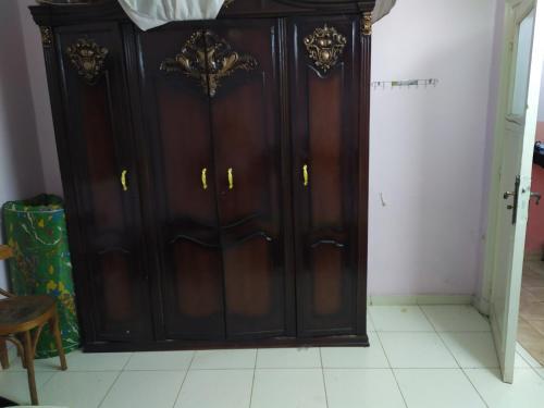 Three-bedroom Apartment In Alexandria