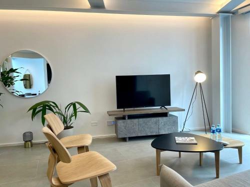 Apartamento Modern 1br With Private Pool In Casco Antiguo