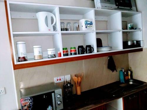 Apartamento Waridi Studio- Wi-fi, Netflix,pool,parking&view