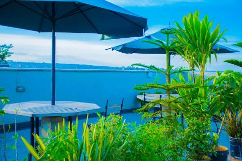 Noble Luxury Studio Apartment With Swimming Pool, Netflix & Wifi