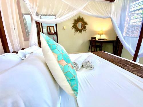 Hostal Villa Orchid Beach Guest House