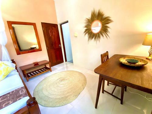 Hostal Villa Orchid Beach Guest House