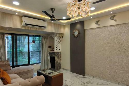 City Homes Crystal Apartment